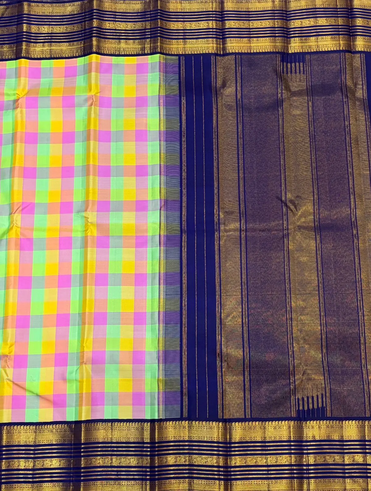 Pastel Kattam Navy Temple Peacock Border Korvai Kanchipuram Silk Saree